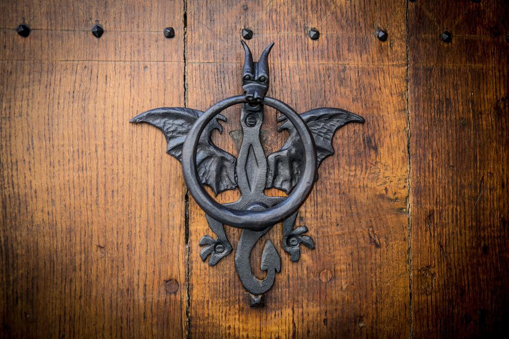 ホテル Mons Dragon House エクステリア 写真